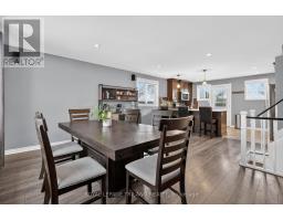 156 ANTRIM CRESCENT - 18