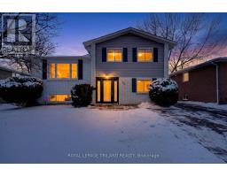 156 ANTRIM CRESCENT - 2