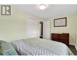 156 ANTRIM CRESCENT - 23