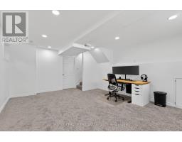 156 ANTRIM CRESCENT - 28