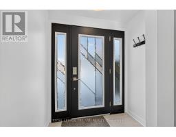 156 ANTRIM CRESCENT - 4