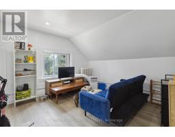 33 STATION STREET - 35