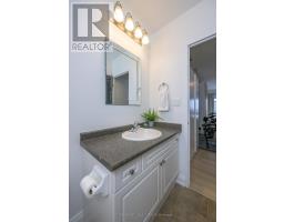 903 - 544 TALBOT STREET - 31