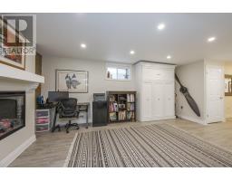 6811 VALLAS CIRCLE - 27