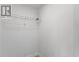 B117 - 2082 LUMEN DRIVE - 25