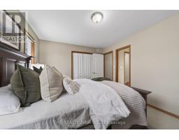 55 QUEENSWAY DRIVE - 14