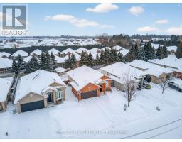 55 QUEENSWAY DRIVE - 37