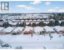 55 QUEENSWAY DRIVE - 38