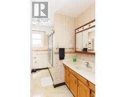 1227 VICTORIA DRIVE - 10