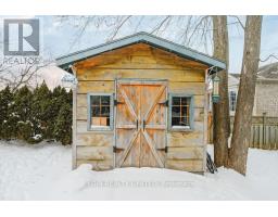 599 WELLINGTON STREET - 23