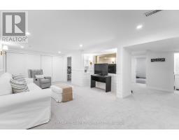 719 BARCLAY ROAD - 32