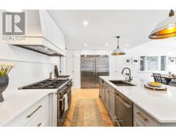 719 BARCLAY ROAD - 8