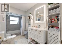 35613 VICTORIA STREET - 18