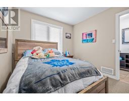 23 HAMPSTEAD COURT - 6