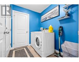 23 HAMPSTEAD COURT - 8