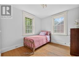 947 MAITLAND STREET - 21