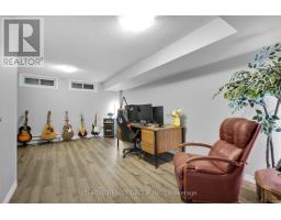 10 - 215 COMMISSIONERS ROAD W - 27