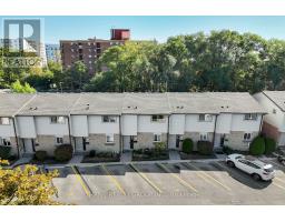 10 - 215 COMMISSIONERS ROAD W - 31