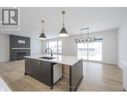 1898 FOUNTAIN GRASS DRIVE - 11