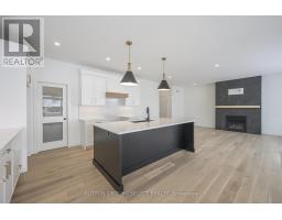 1898 FOUNTAIN GRASS DRIVE - 9