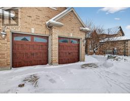 56 FIELDSTONE CRESCENT S - 2