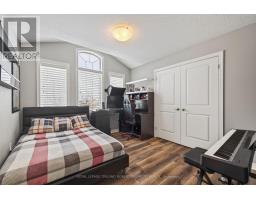 56 FIELDSTONE CRESCENT S - 25