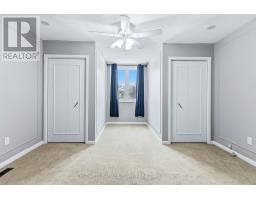 27 FOXCROFT CRESCENT - 29