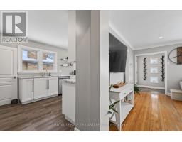 686 BRANT STREET - 14