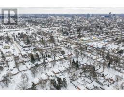 686 BRANT STREET - 46