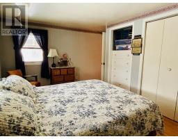 315 CARADOC STREET N - 25