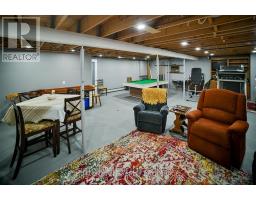 315 CARADOC STREET N - 29