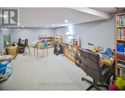 315 CARADOC STREET N - 30