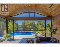 139 SKYLINE AVENUE - 33