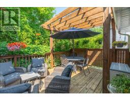 40 LAKESIDE CIRCLE - 32