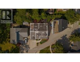 40 LAKESIDE CIRCLE - 45