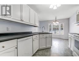 63 - 70 CHAPMAN COURT - 3