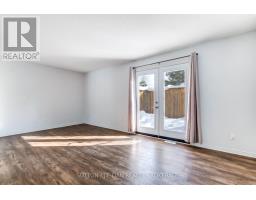 63 - 70 CHAPMAN COURT - 6