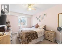 143 - 1096 JALNA BOULEVARD - 15