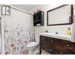 143 - 1096 JALNA BOULEVARD - 17