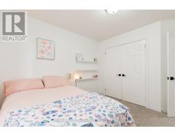 18 WATSON CRESCENT - 23