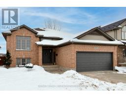 18 WATSON CRESCENT - 46