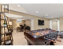 1301 CORONATION DRIVE - 33