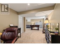 1301 CORONATION DRIVE - 35