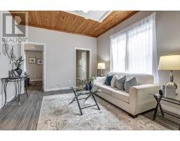 12 CAVENDISH CRESCENT - 13