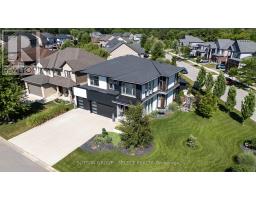 7 VALLEYVIEW CRESCENT - 2
