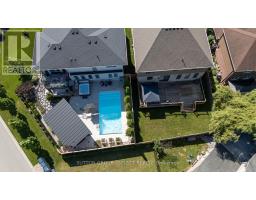 7 VALLEYVIEW CRESCENT - 39