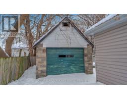 686 ELIAS STREET - 3