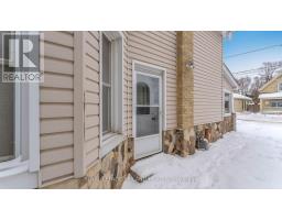 686 ELIAS STREET - 6