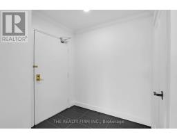 907 - 860 COMMISSIONERS ROAD E - 6