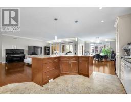 7119 CLAYTON WALK - 13